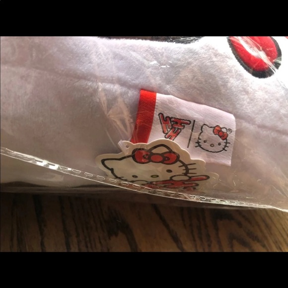 Hypeland X Hello Kitty 24” Plush Pillow Exclusive ComplexCon 2021 - Picture 3 of 3